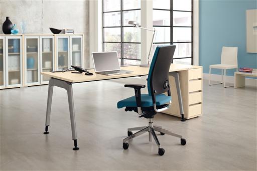 Schreibtisch - Thomas Stroh - Büromöbel TOP Mülheim GmbH